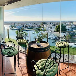 https://les-marines-roses.topcostabravahotels.com